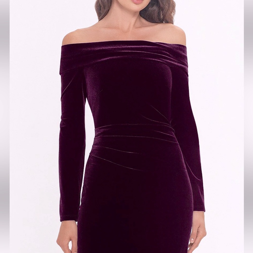 NWT. Xscape purple velvet gown. Size 4